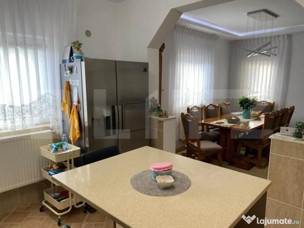 Oportunitate! Casa de vanzare in Radauti! Pret negociabil!