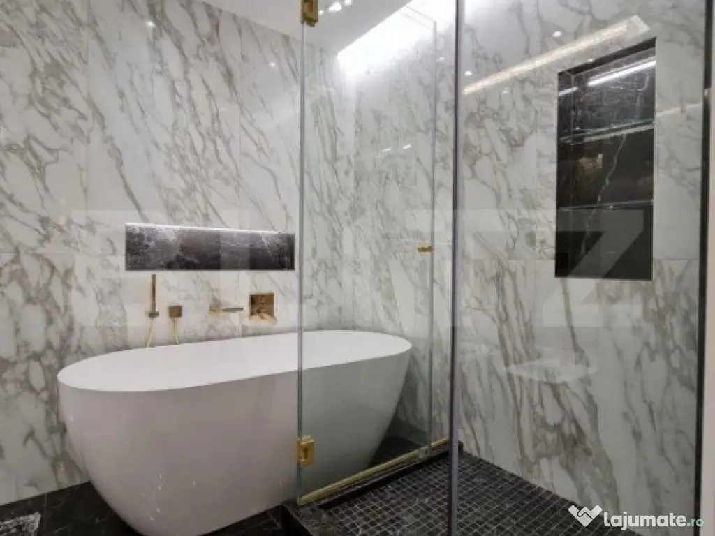 Apartament LUX cu 3 camere, 84 mp, etajul 1, zona Burdujeni