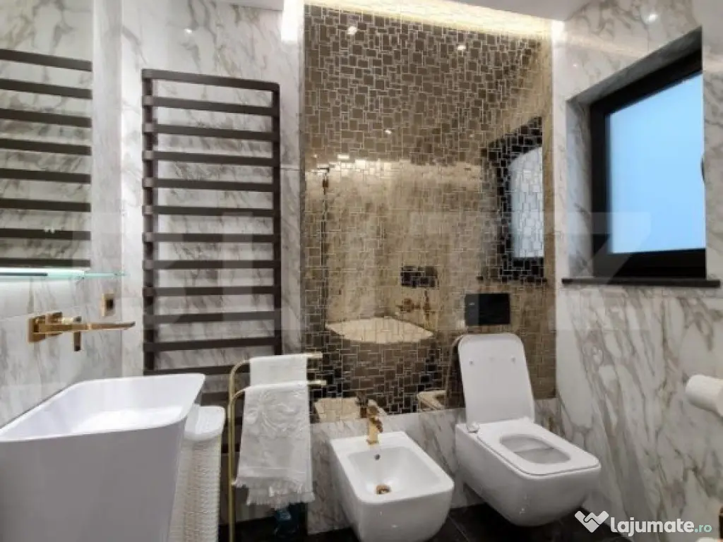 Apartament LUX cu 3 camere, 84 mp, etajul 1, zona Burdujeni