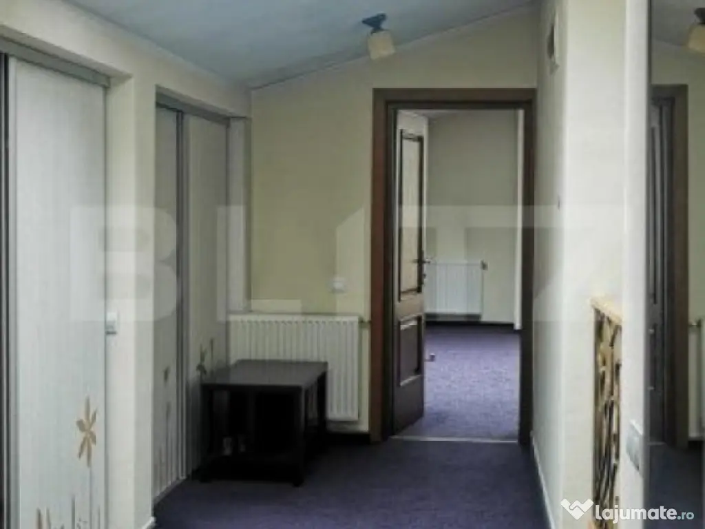 Zamca – Apartament 5 Camere, Curte Proprie, 185 mp