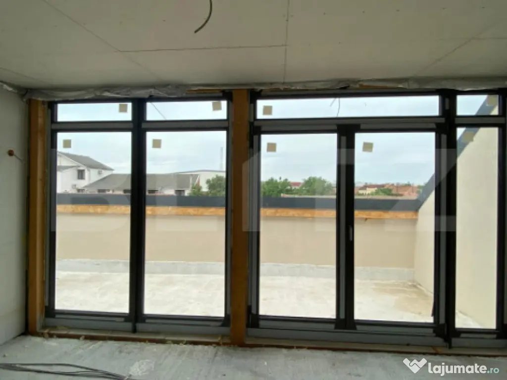 Penthouse ultracentral – 3 camere, 90 mp utili + terasă