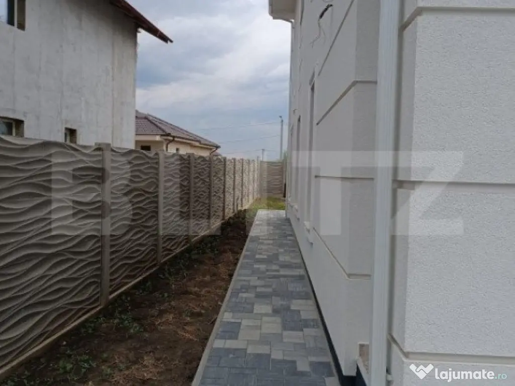 Duplex despartit, 4 camere, 120 mp utili, finisat, Ghiroda