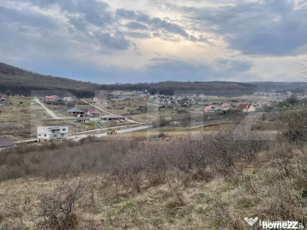 Teren intravilan 1.525 mp – Valea Jelnei, aproape de Bistr