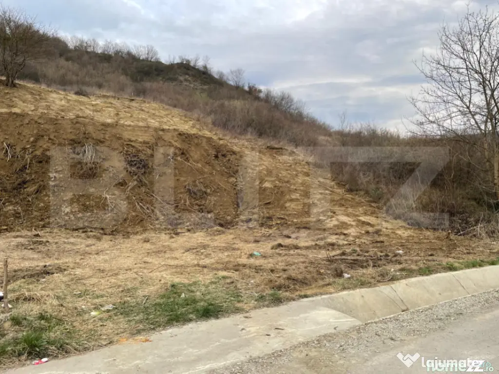 Teren intravilan 1.525 mp – Valea Jelnei, aproape de Bistr