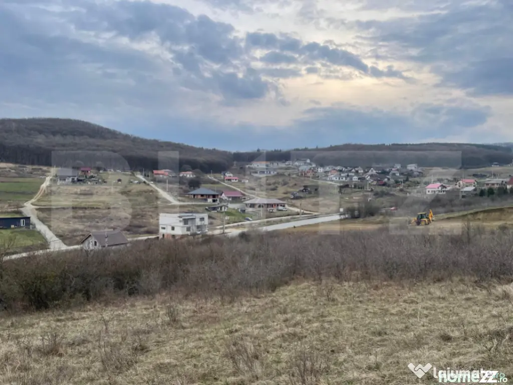Teren intravilan 1.525 mp – Valea Jelnei, aproape de Bistr