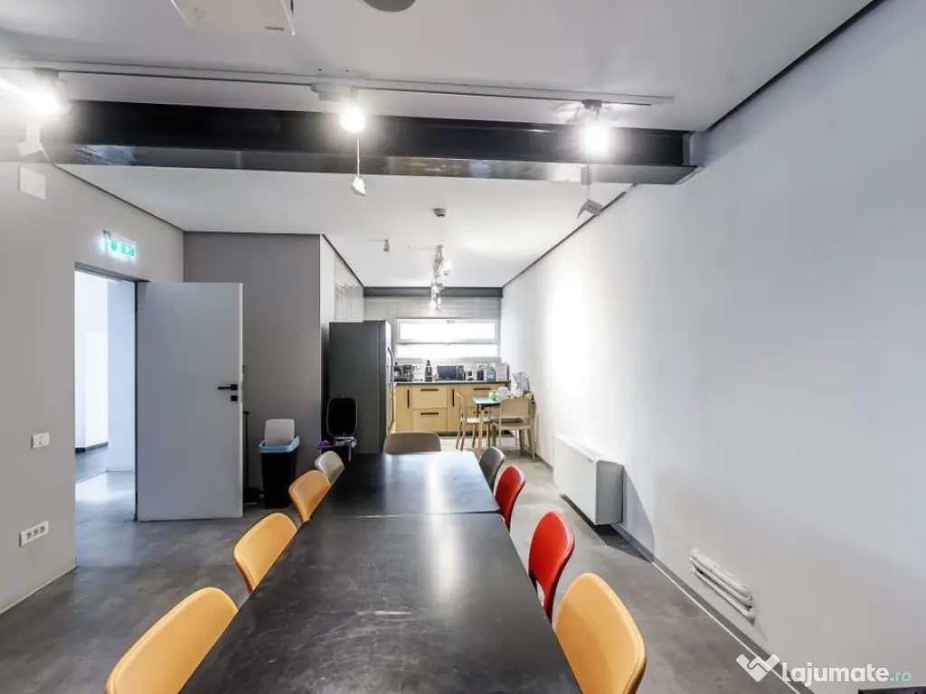 Hală industrială de vânzare 3495 mp zona Arad