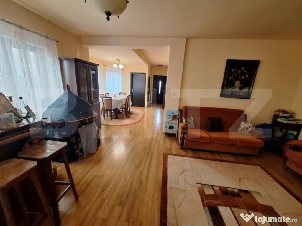 Duplex 4 camere, 125 mp utili, suprafata teren 300 mp, Giroc