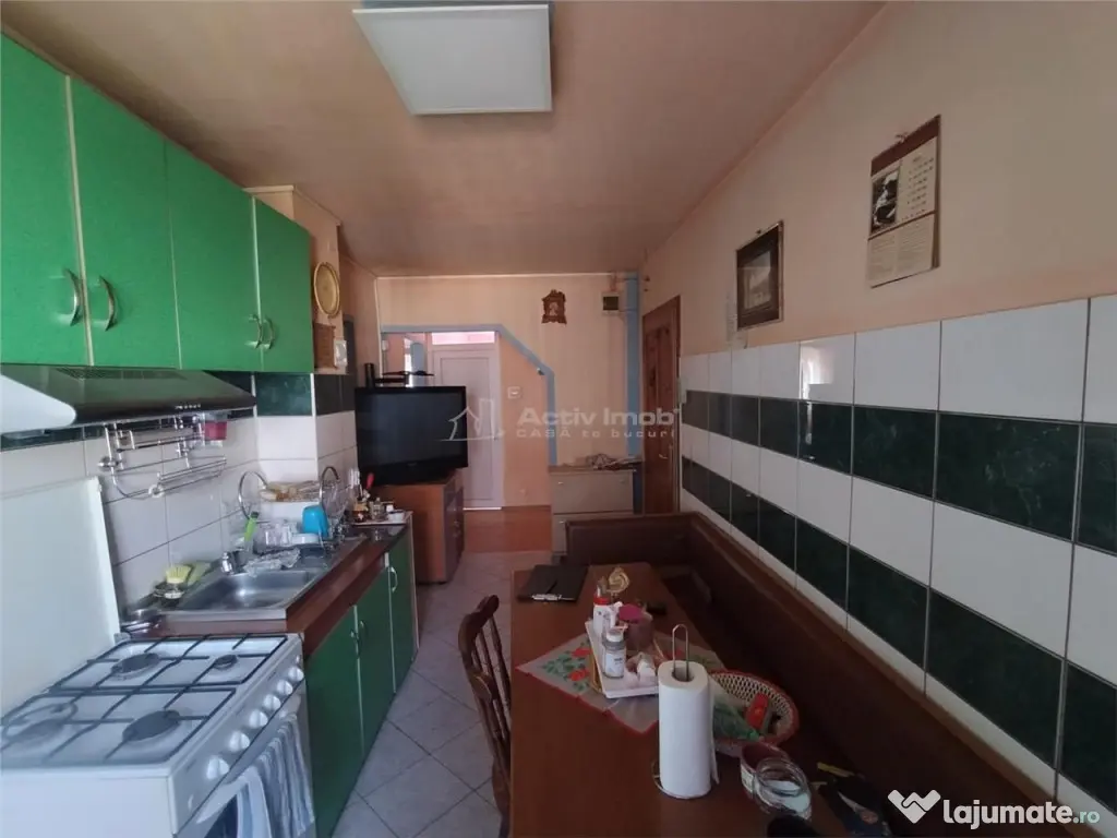 Caransebes, 4 Cam., Dec., Et.2, Zona Pipirig