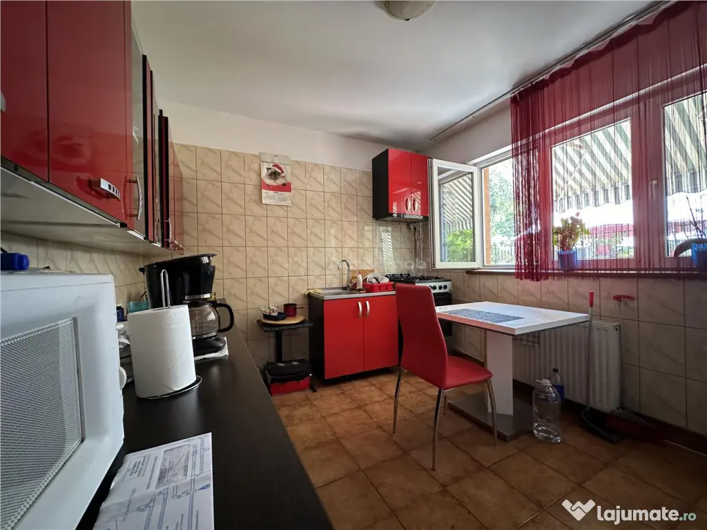 Colentina DEDEMAN,casa singur curte 