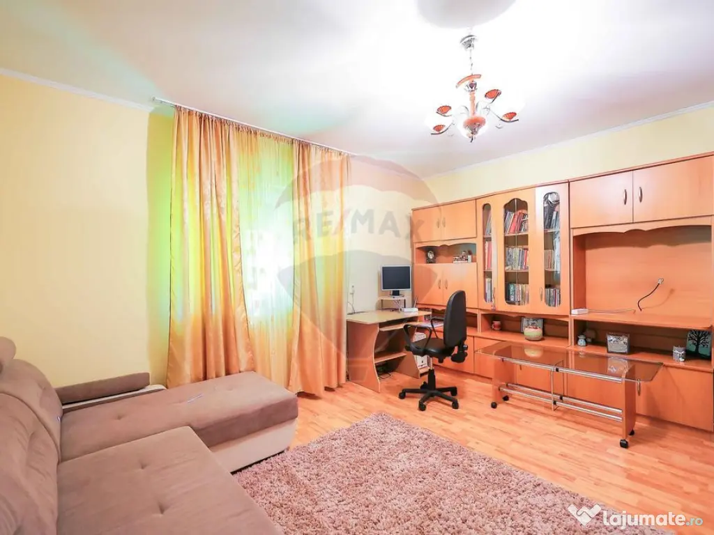 Casă cu anexe și teren de 4177 mp de vânzare, Munteni,... 