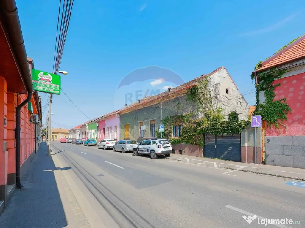 Apartament cu 4 camere de vânzare, Str. Sf. Apostol Andr... 