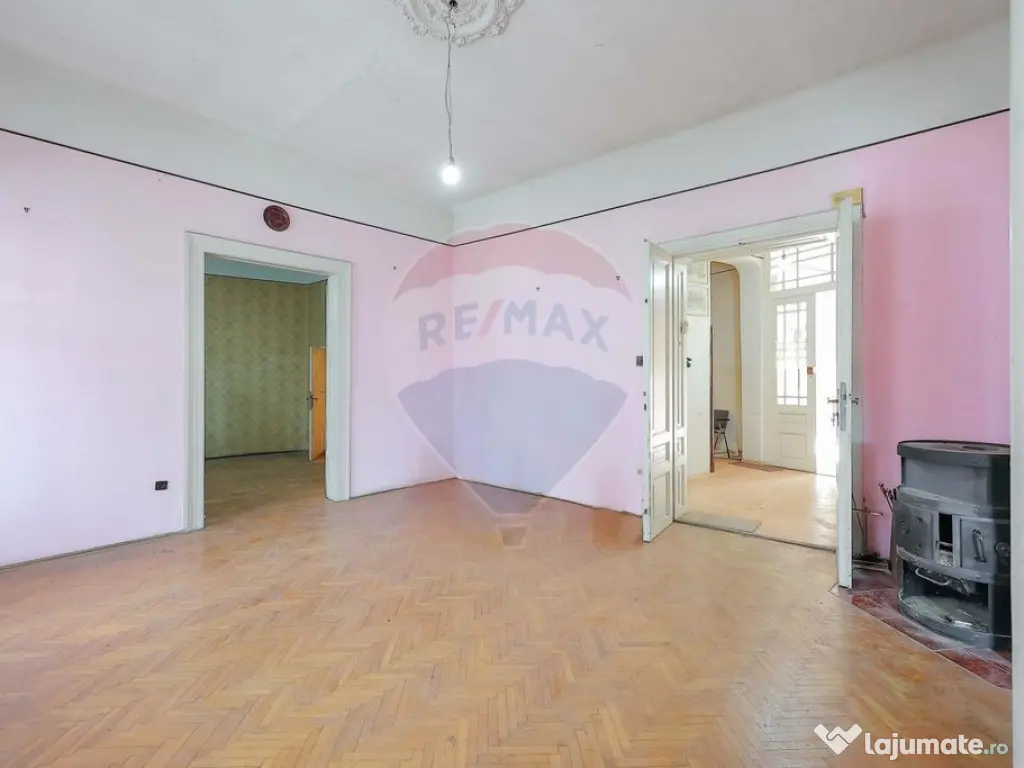 Apartament cu 4 camere de vânzare, Str. Sf. Apostol Andr... 