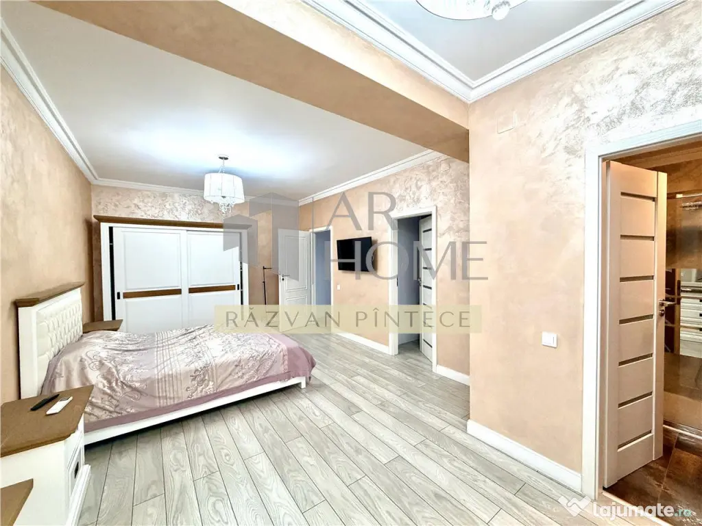 Apartament 3 camere, de lux, parcare, Cartier Albert Ploiest 