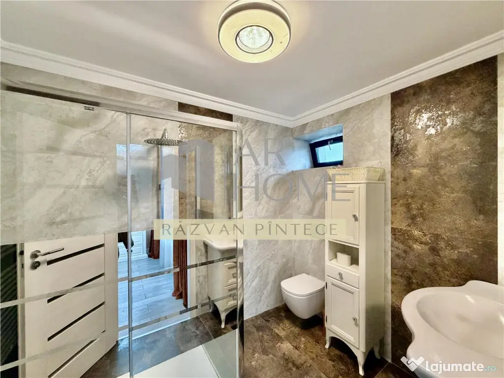 Apartament 3 camere, de lux, parcare, Cartier Albert Ploiest 