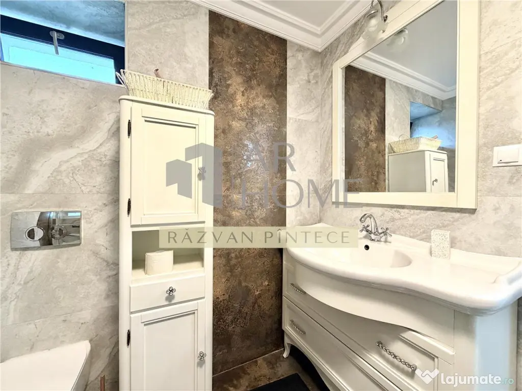 Apartament 3 camere, de lux, parcare, Cartier Albert Ploiest 