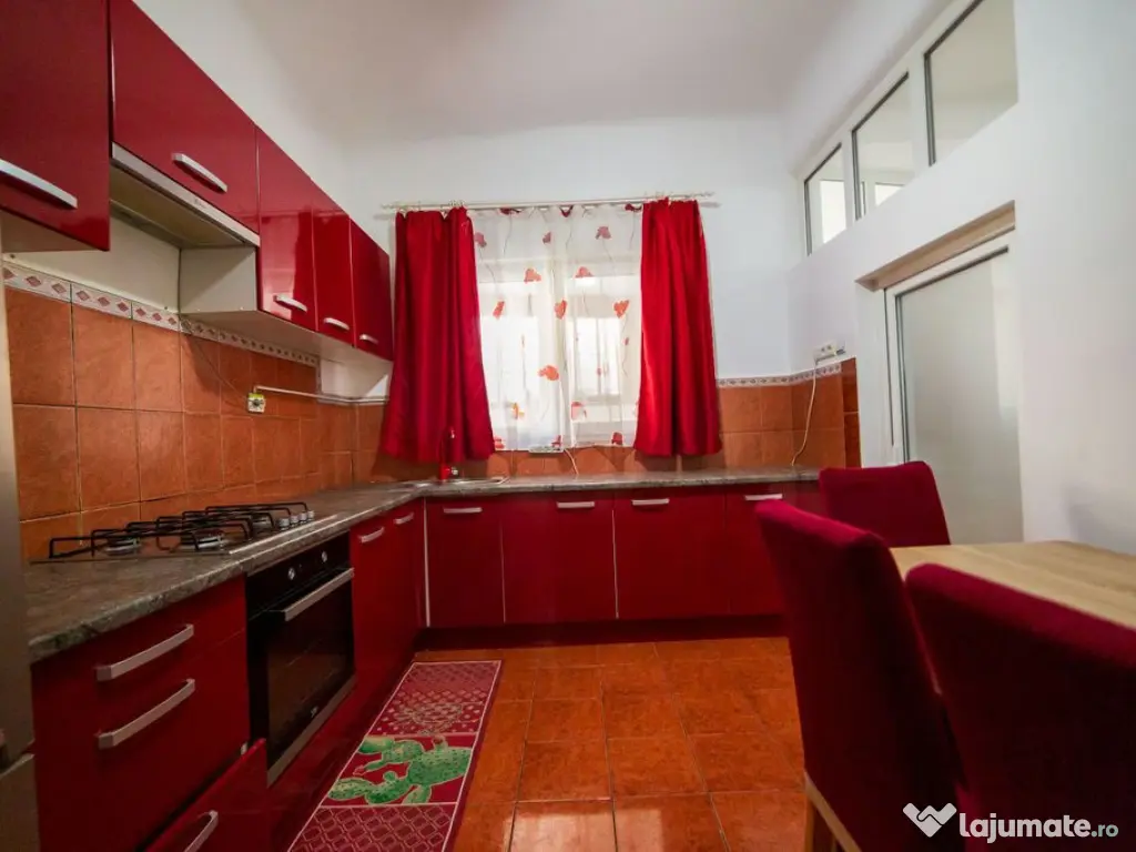 PRET NOU! Apartament spatios 4 camere - COMISION 0% 