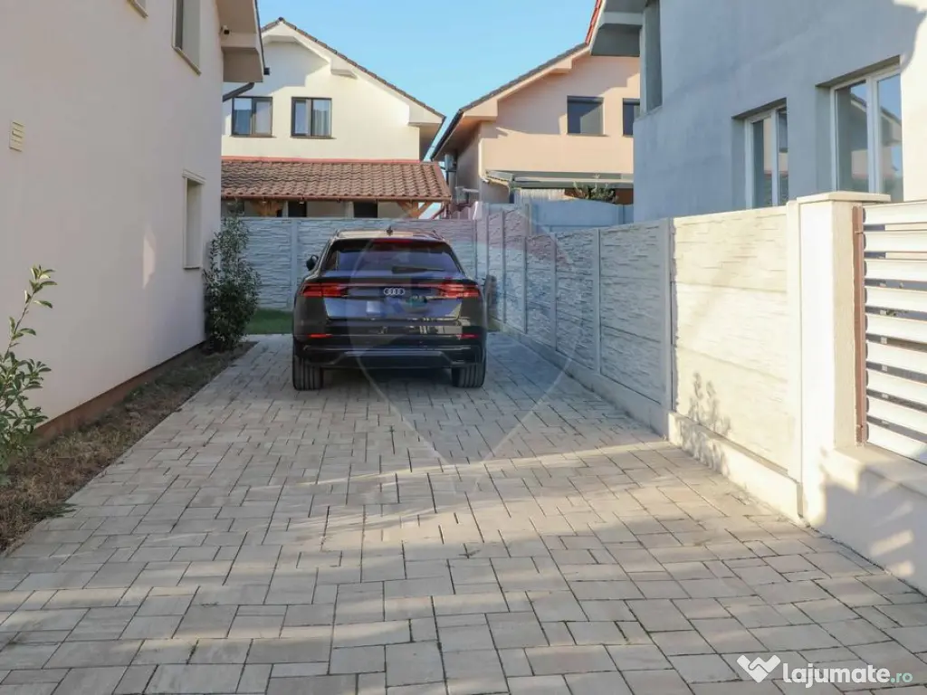 Casă cu 4 camere, de închiriat în cartierul Tineretului