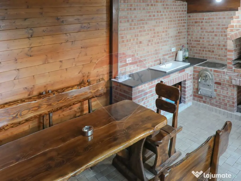 Casă cu 4 camere, de închiriat în cartierul Tineretului