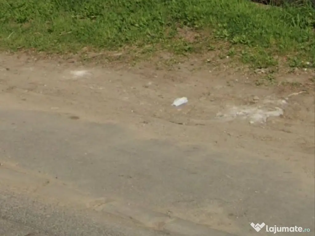 Teren stradal 760mp Targ Pucheni inchiriere 