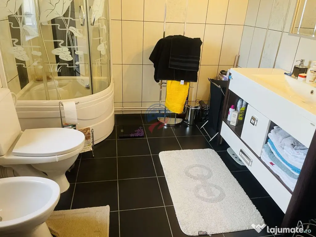 Casa moderna la doar 5 minute distanta de Craiova 