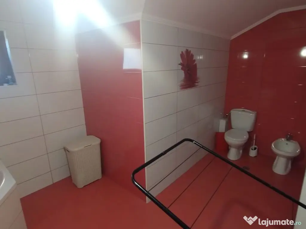 Casa căramidă cu placă de beton, Valu lui Traian 