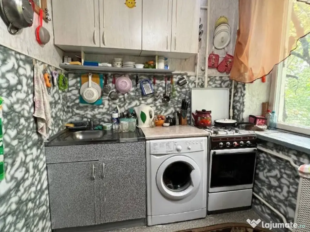 Garsoniera de inchiriat in zona Dambul Rotund