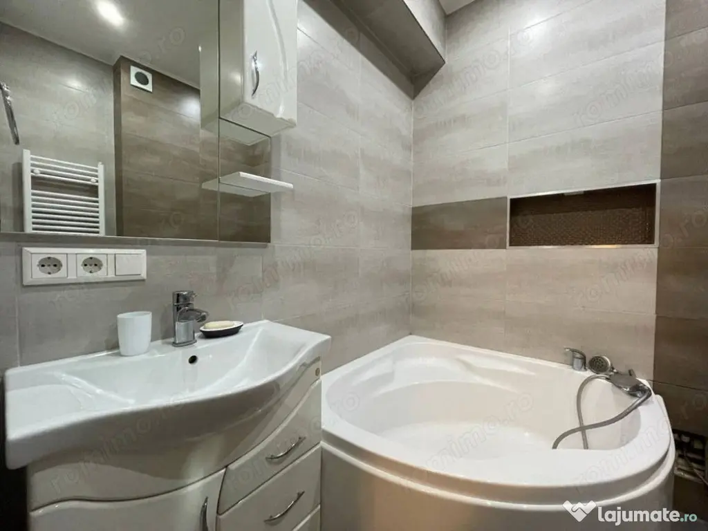 Garsoniera in zona Eroii Revolutiei 