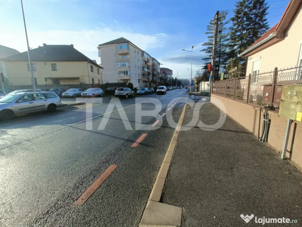 Casa 10 camere 390 mp utili - pe strada Calea Poplacii din S 