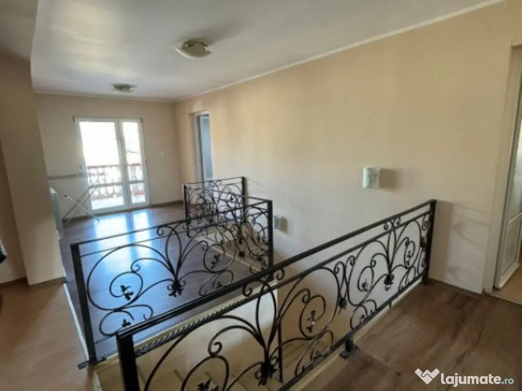 Spatiu birouri, strada principala, 150mp, Radauti