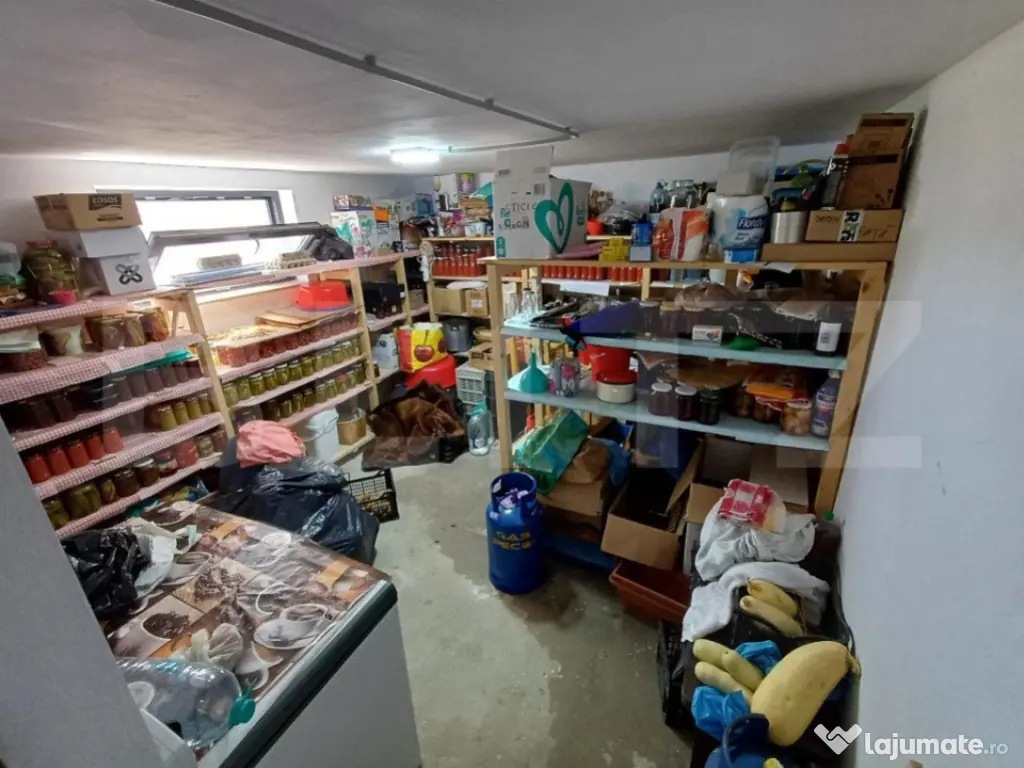 Casa individuala, teren 940mp,140mp utili, zona Unirea