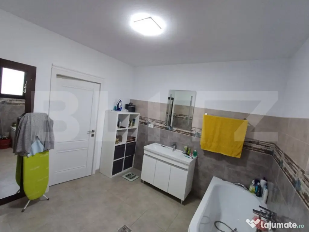 Casa individuala, teren 940mp,140mp utili, zona Unirea