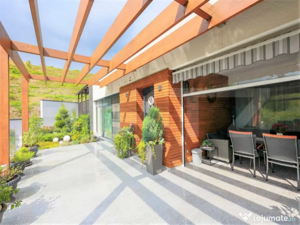 De vanzare Casa cu 4 camere, lux și confort la 5 minute de 