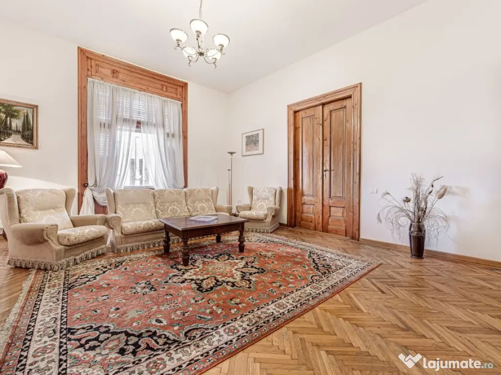 Bijuterie arhitecturală cu istorie. Confort modern, Ultr...