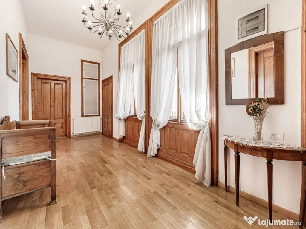 Bijuterie arhitecturală cu istorie. Confort modern, Ultr... 