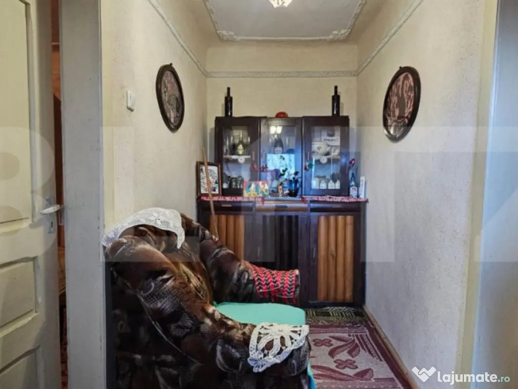 Casa rustica de vacanta (62mp) in sat Magura cu 1000mp teren