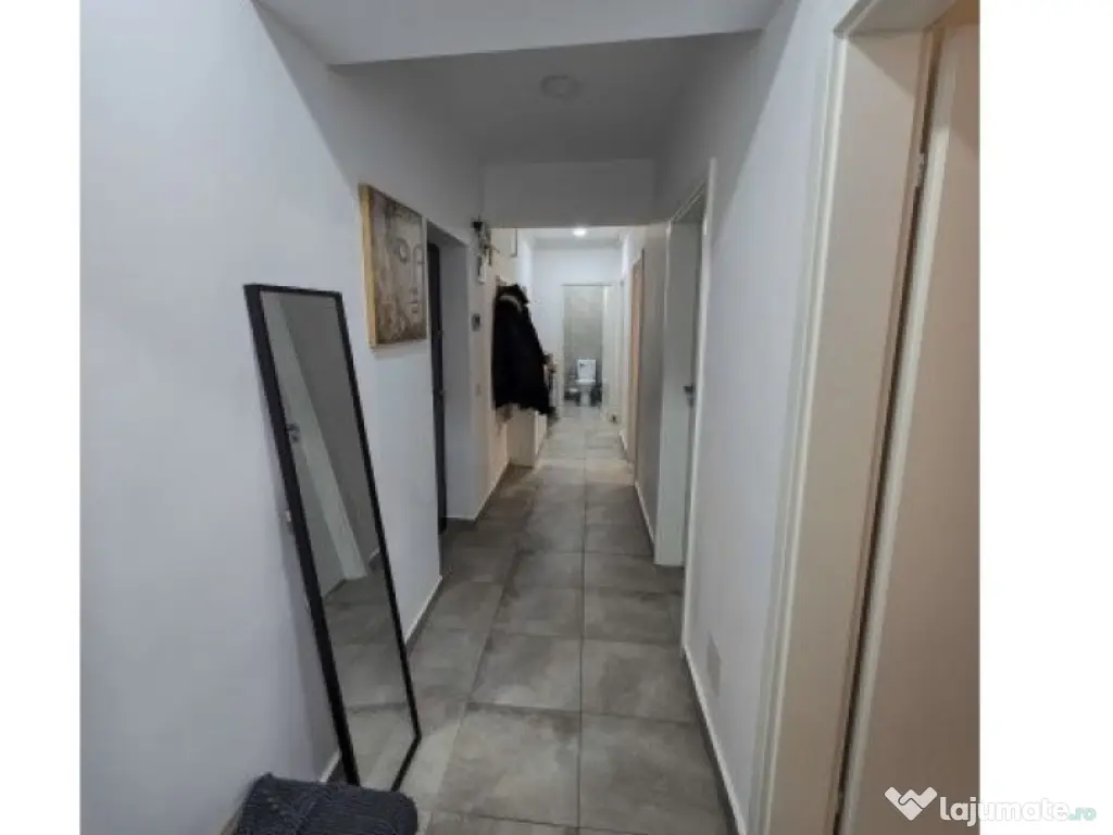 Apartament 3 camere Aparatorii Patriei 