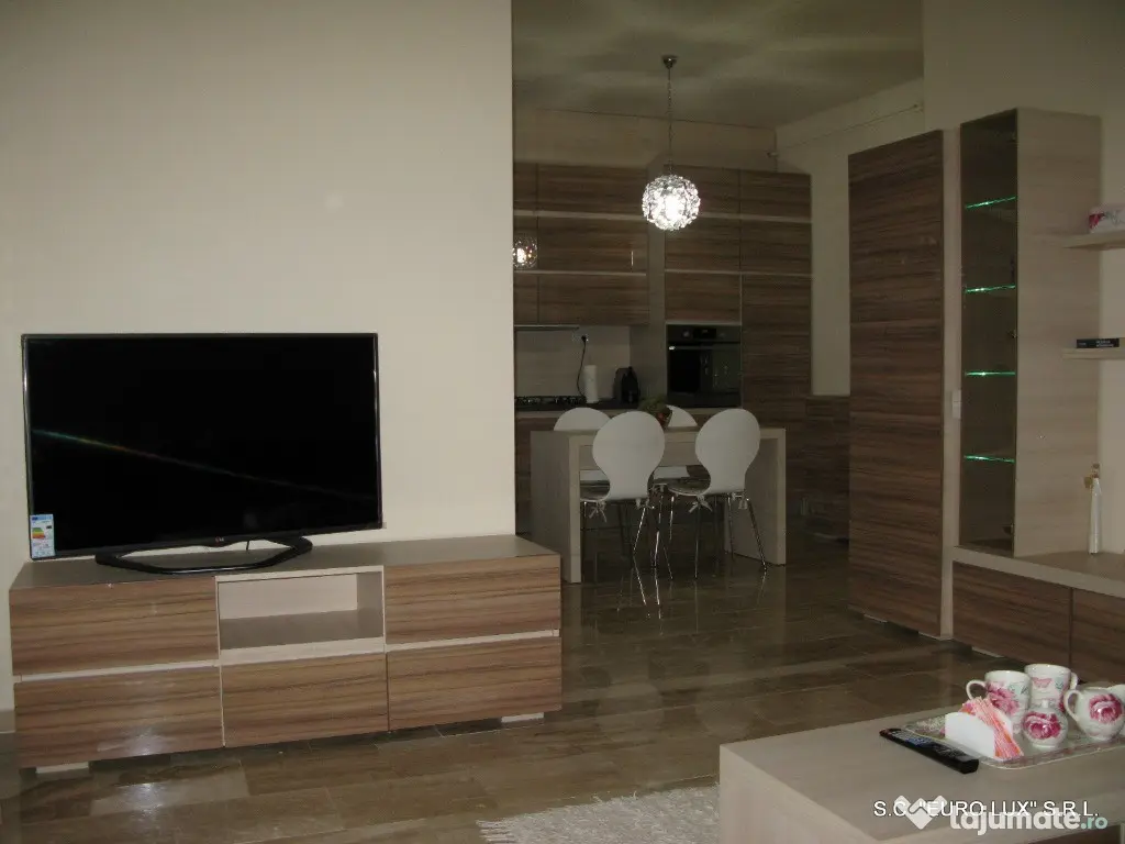 Apartament de LUX 2 camere - Zona Gradiste 