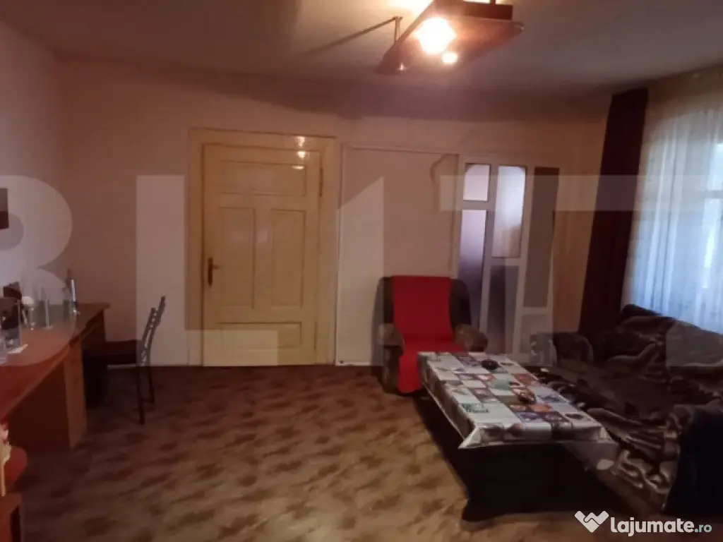 Exclusivitate!! Casa 5 camere, 200 mp, zona-centrala-strad