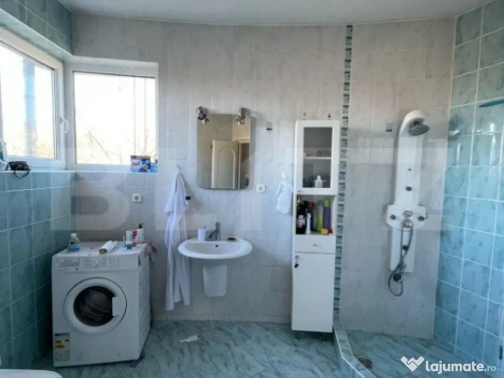 Exclusivitate! Vila cu 6 camere, 500 mp, zona Platou 