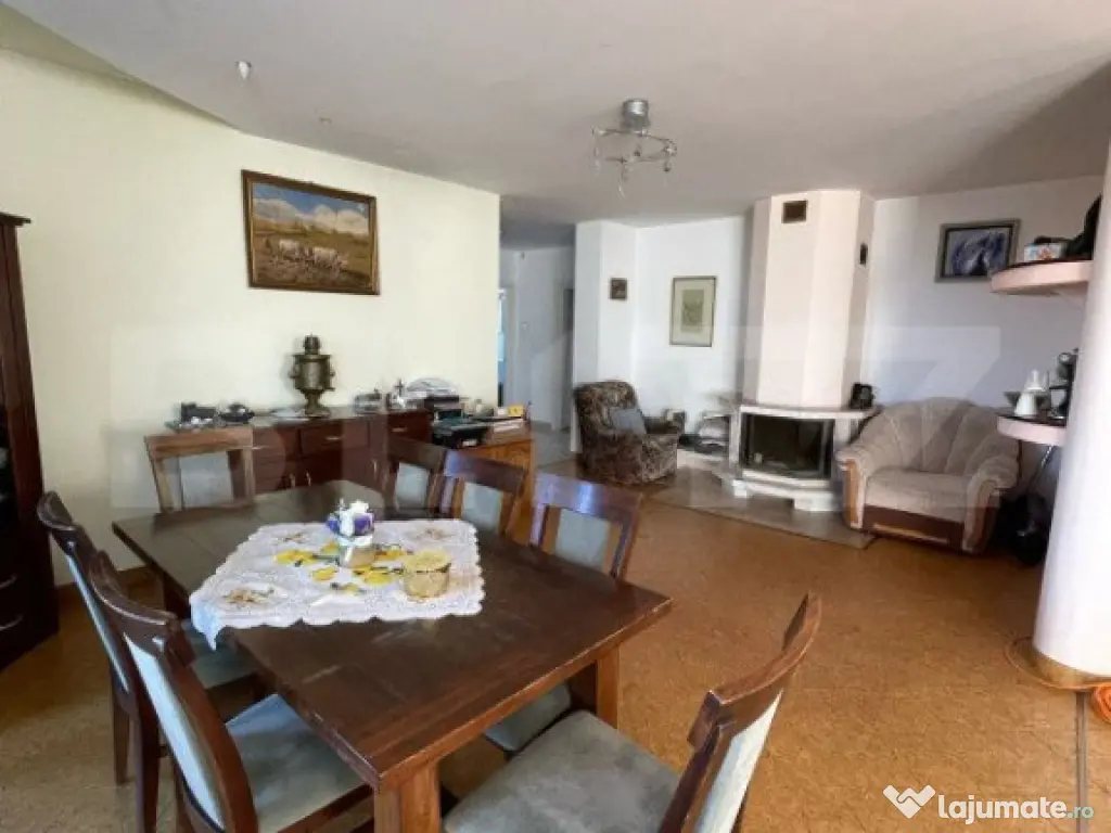 Exclusivitate! Vila cu 6 camere, 500 mp, zona Platou 