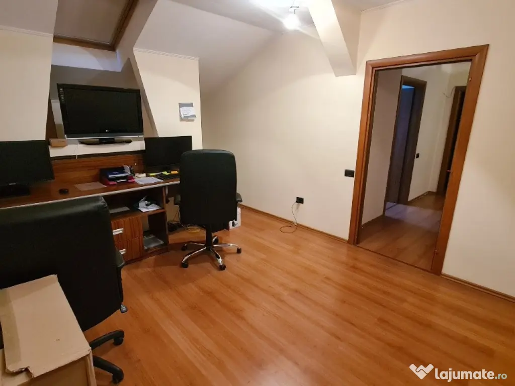 Proprietate cu 2 imobile zona Ultracentrala - ID : RH-42347-property