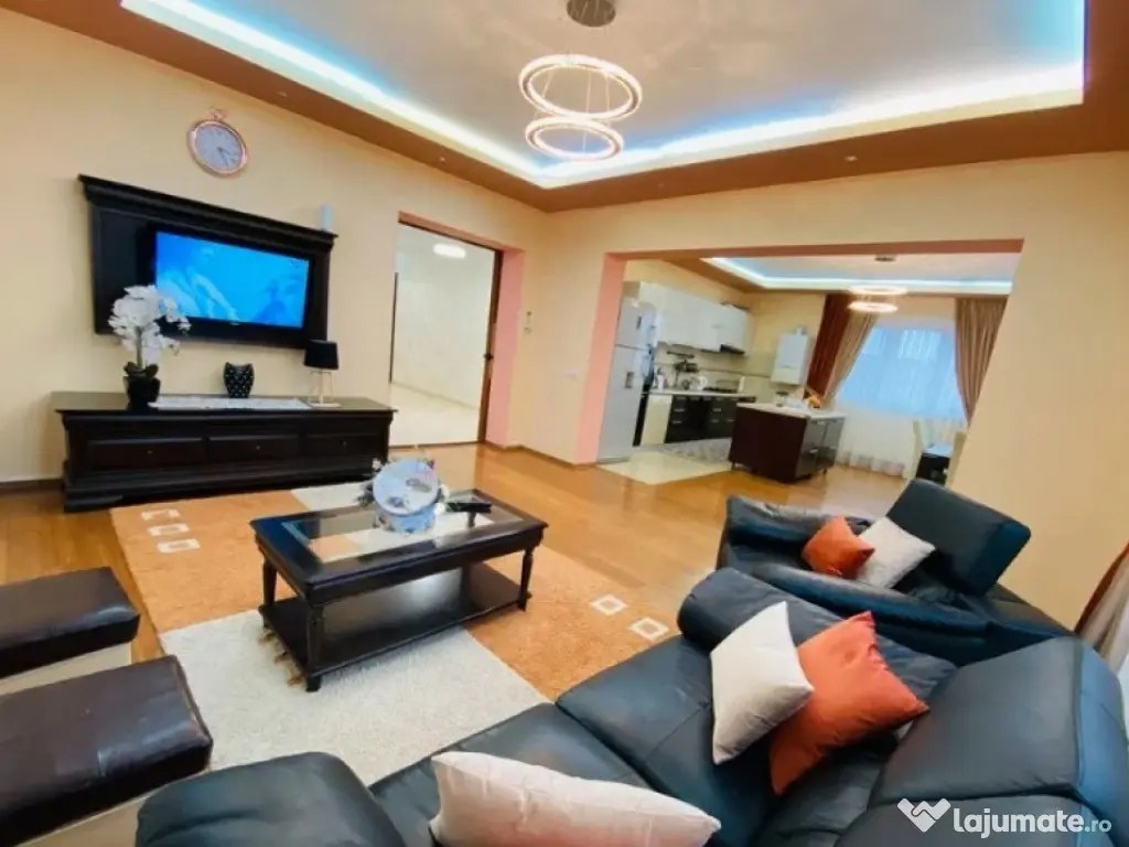 INCHIRIEZ apartament 4 camere elegant si spatios ,zona Turnisor 