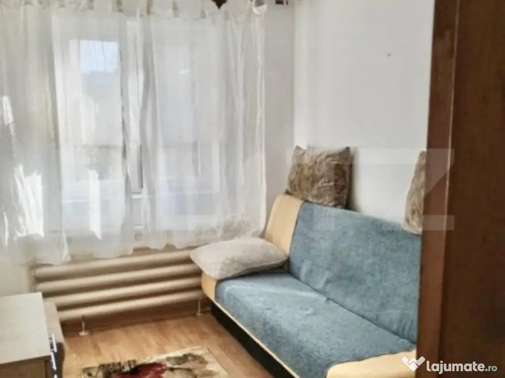 Apartament de vanzare, cu 2 camere, etaj 1, zona Complexul S