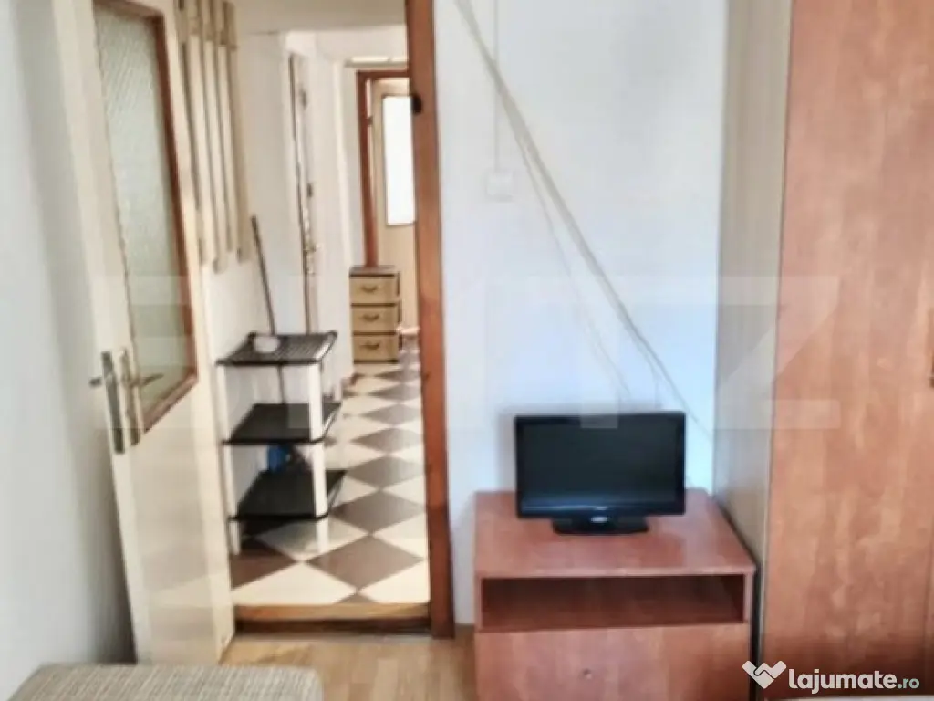 Apartament de vanzare, cu 2 camere, etaj 1, zona Complexul S