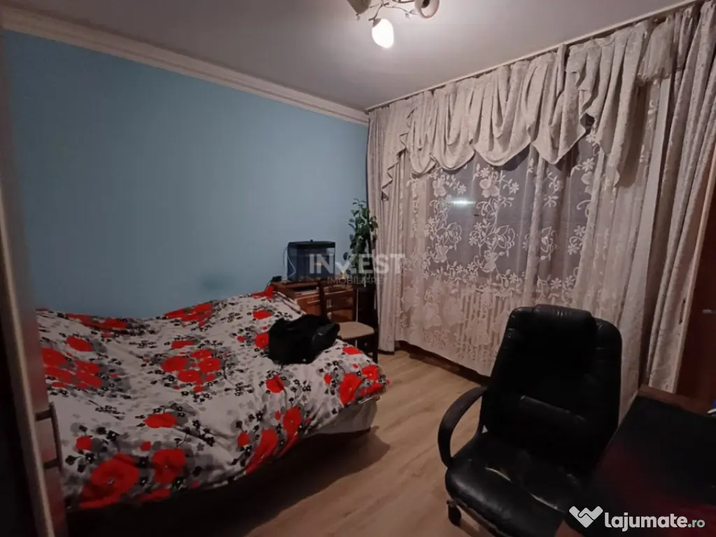 Apartament 3 camere si 2 bai, decomandat, zona Gara