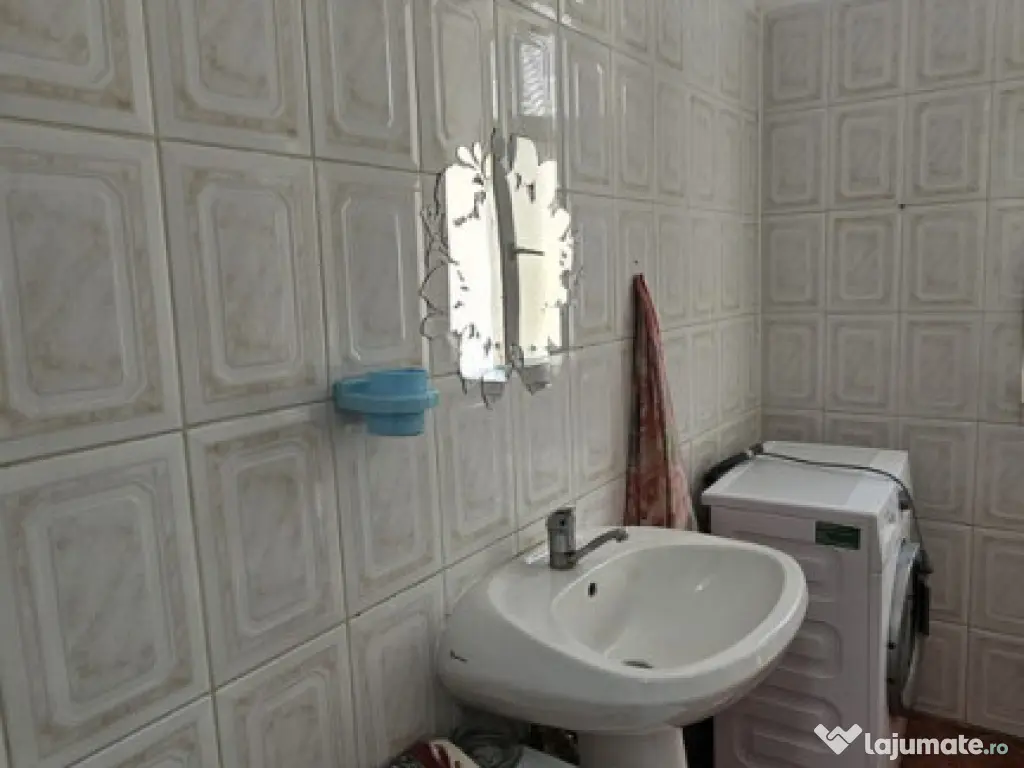 CANTACUZINO-sp.com. aprox 250mp , et.2 la 1000 euro/luna 