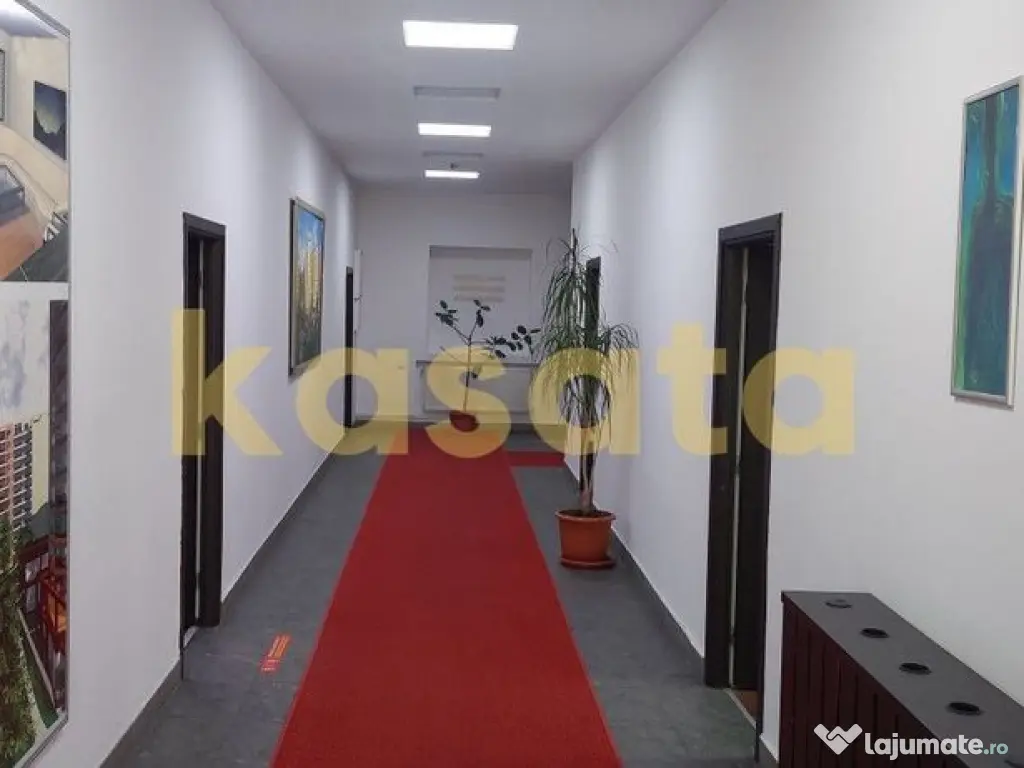 Clădire Comercială Multifuncțională de Vânzare – Z... 