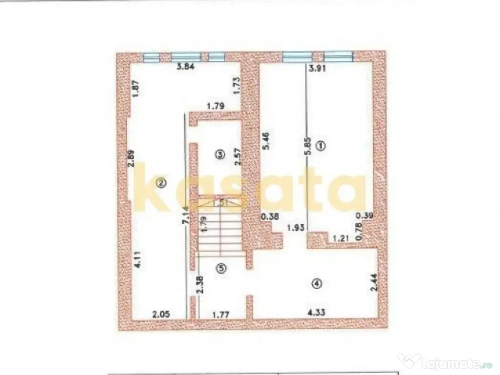 Clădire Comercială Multifuncțională de Vânzare – Z... 