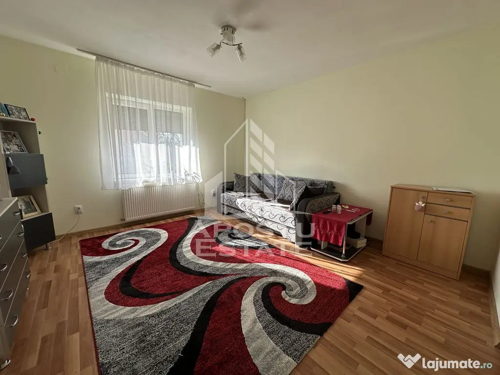 Casă Indiviudala cu 3 camere in Giroc la asfalt. 