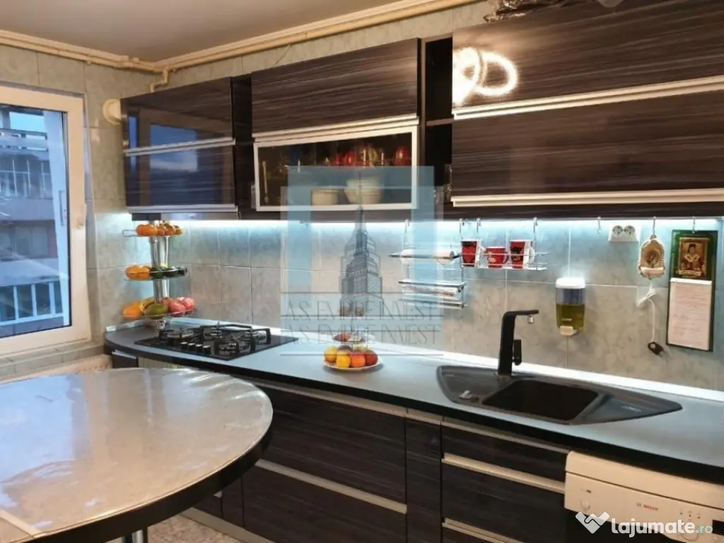 Ap 4 camere mobilat-utilat - zona Tractorul
